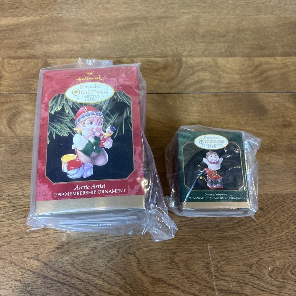 Hallmark 1999 Membership Kit ~ 2 KOC Members Only‎ Ornaments ~ Never Displayed